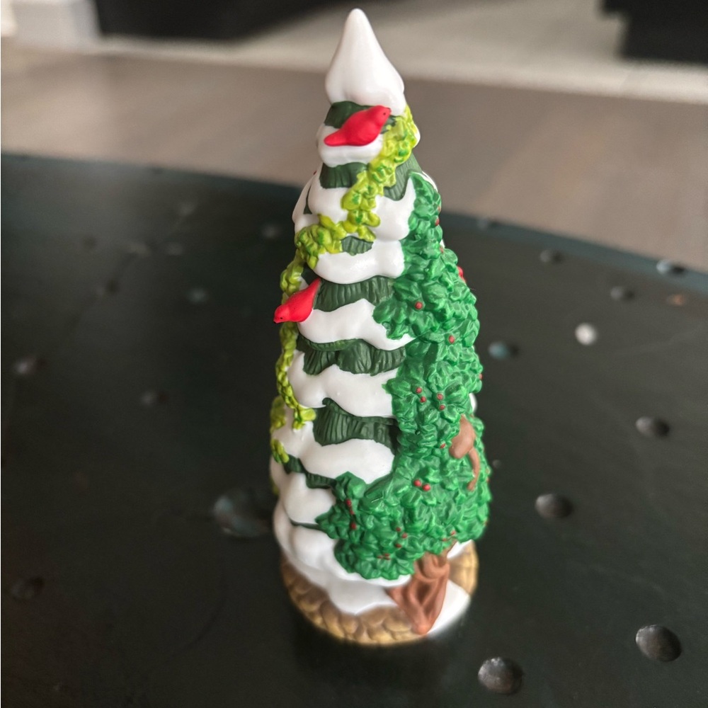 Department 56 Heritage Village Collection - “The Holly & The Ivy”